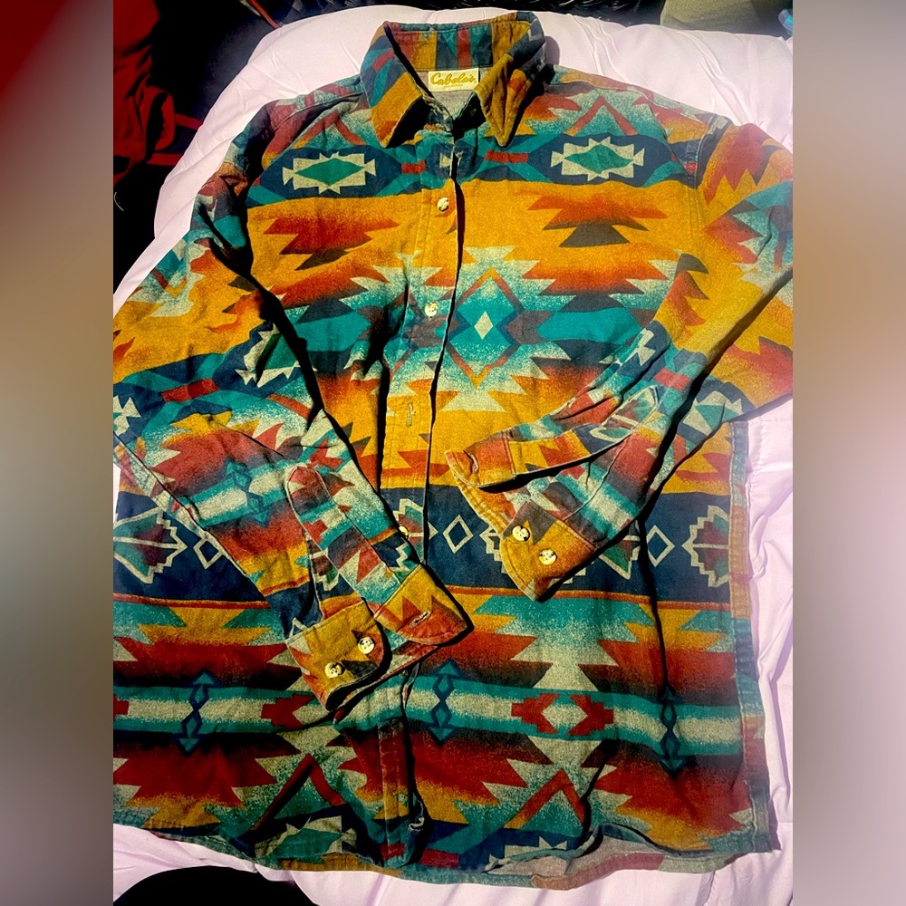 Vintage Cabela’s Womens southwestern print flannel shirt